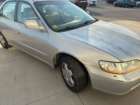 Used 1999 Honda Accord EX image 2