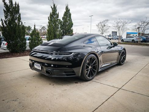 Used 2020 Porsche 911 Carrera S image 10