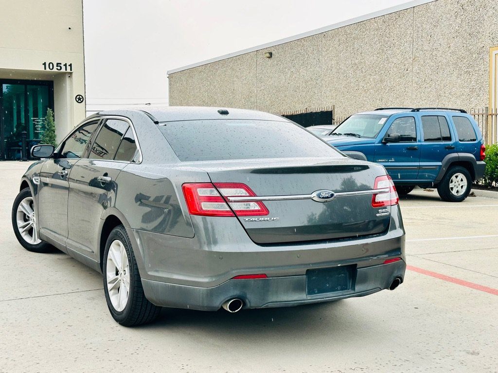Used 2015 Ford Taurus SEL FWD image 6