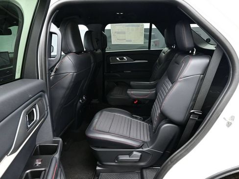 New 2026 Ford Explorer ST-Line w/ ST-Line Street Pack RWD image 14