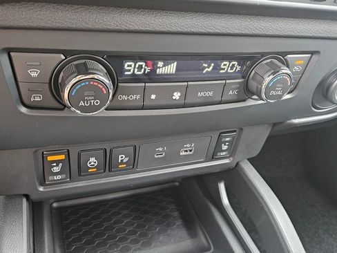 New 2026 Nissan Frontier SV w/ SV Convenience Package AWD/4WD image 22