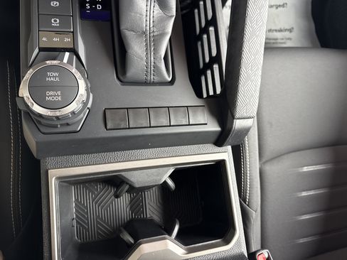 Used 2024 Toyota Tacoma TRD Sport image 26
