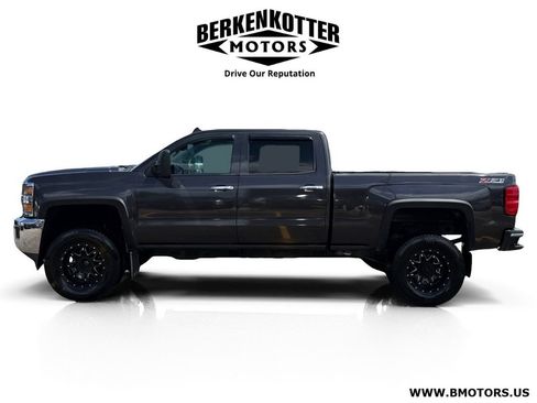 Used 2015 Chevrolet Silverado 2500 LTZ AWD/4WD image 6