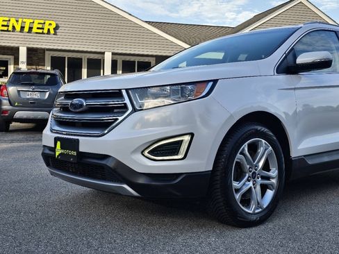 Used 2017 Ford Edge Titanium w/ Technology Package AWD/4WD image 8