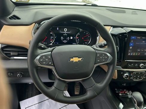Certified 2023 Chevrolet Traverse Premier image 25