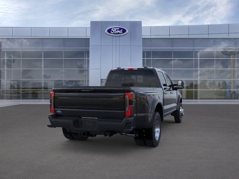 New 2026 Ford F450 Platinum w/ FX4 Off-Road Package AWD/4WD image 8