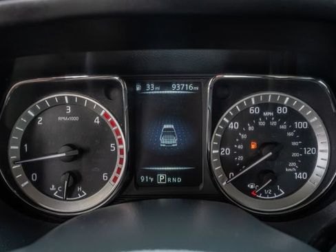Used 2017 Nissan Titan S RWD image 25