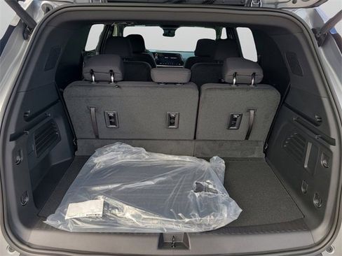 New 2026 Chevrolet Traverse LT w/ Midnight/Sport Edition image 10