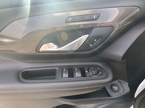 Certified 2024 GMC Terrain Denali w/ Denali Premium Package image 24