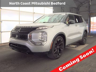 Used 2023 Mitsubishi Outlander SE