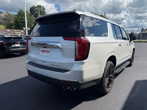 Used 2021 GMC Yukon XL Denali AWD/4WD image 16