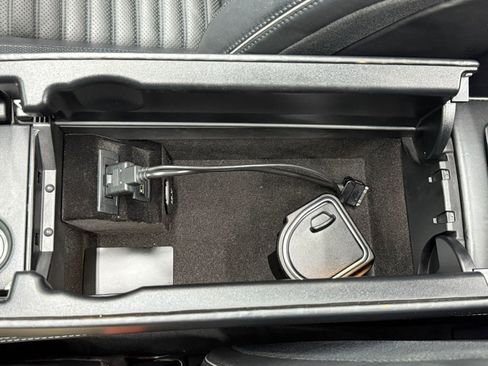 Used 2014 Mercedes-Benz SL 550 image 54