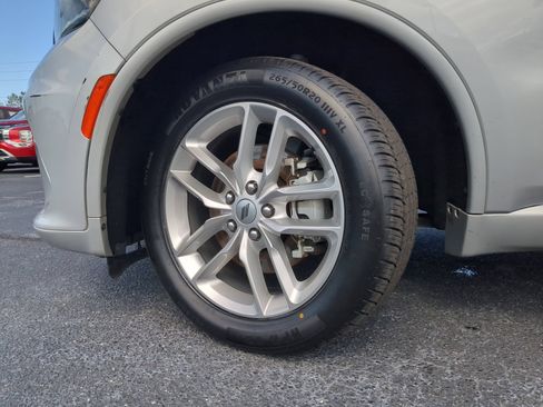 Used 2024 Dodge Durango GT AWD/4WD image 38