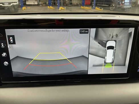 Used 2025 Hyundai Palisade Calligraphy image 7