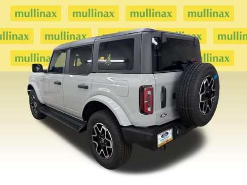 New 2026 Ford Bronco Outer Banks AWD/4WD image 9