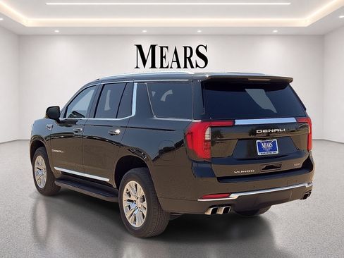 Used 2025 GMC Yukon Denali AWD/4WD image 3