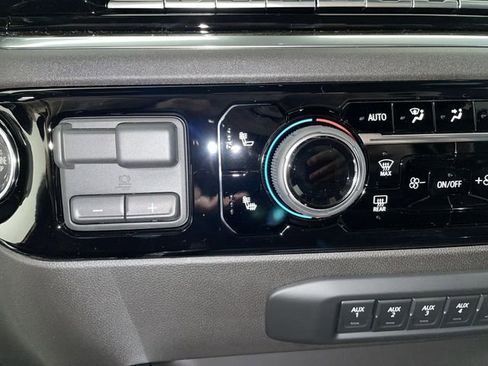 New 2026 Chevrolet Silverado 2500 LT image 31