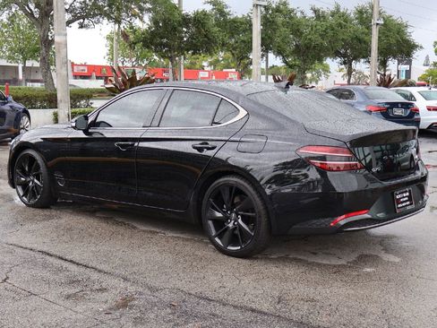 Used 2023 Genesis G70 2.0T w/ Sport Prestige Package RWD image 10