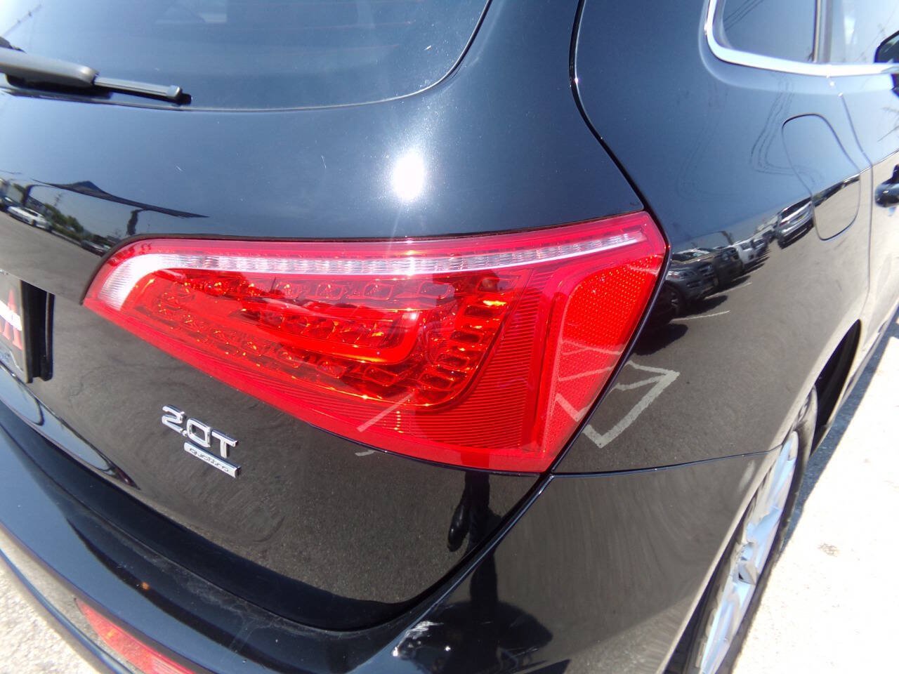 Used 2012 Audi Q5 2.0T Premium AWD/4WD image 22