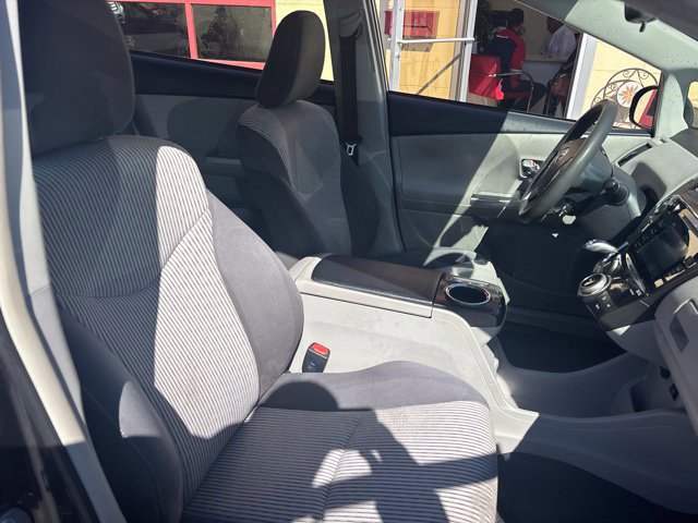 Used 2017 Toyota Prius V Three FWD image 20