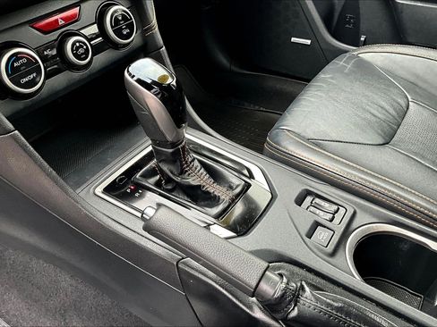 Used 2018 Subaru Crosstrek 2.0i Limited image 14