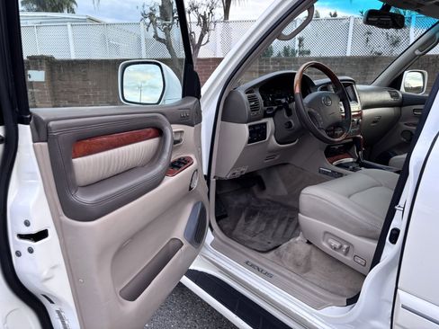 Used 2006 Lexus LX 470 4WD image 10