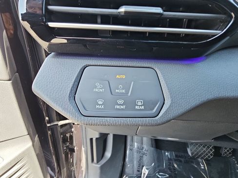 Certified 2023 Volkswagen ID.4 Pro S Plus AWD/4WD image 26