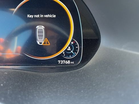 Used 2021 Hyundai Palisade Limited w/ Cargo Package image 2