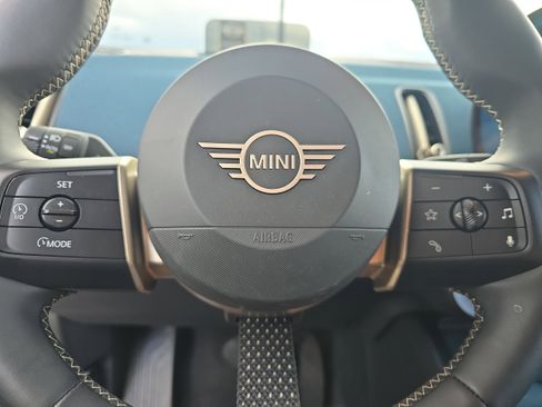 Used 2025 MINI Cooper Countryman S w/ Comfort Package Max image 25