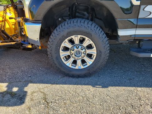 Used 2019 Ford F250 Lariat w/ Chrome Package AWD/4WD image 12