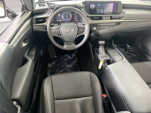 Used 2021 Lexus ES 250 w/ Accessory Package 2 AWD/4WD image 21