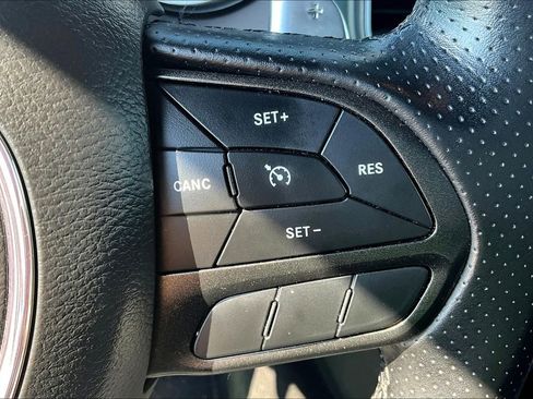 Used 2023 Dodge Charger R/T image 24