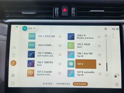 Used 2025 Jaguar F-PACE R-Dynamic S image 44