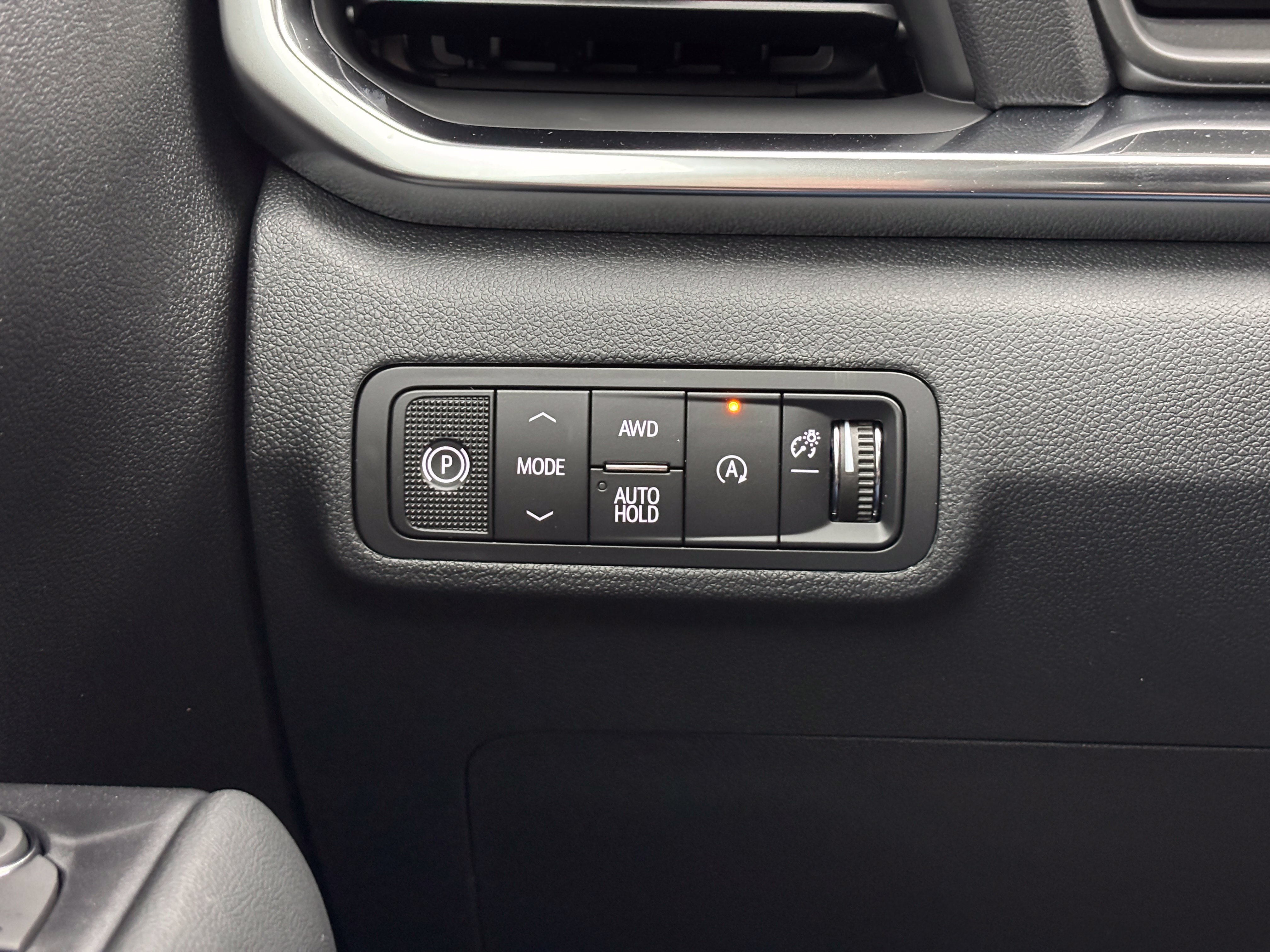New 2027 GMC Terrain Denali w/ LPO, Floor Liner Package AWD/4WD image 24