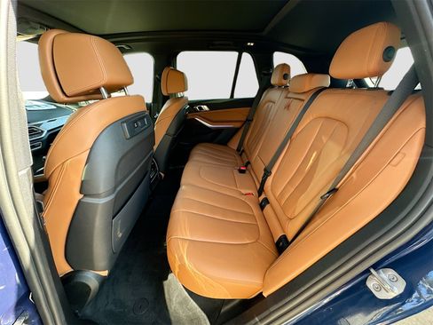 Used 2022 BMW X5 sDrive40i w/ M Sport Package image 25