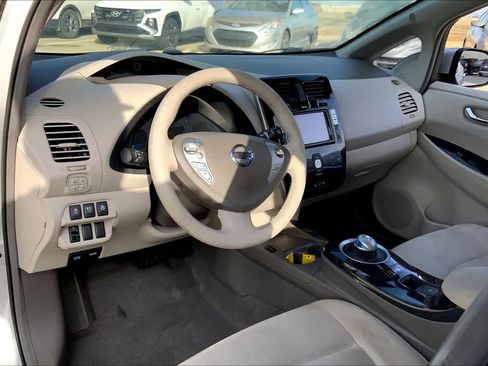 Used 2012 Nissan Leaf SL image 17