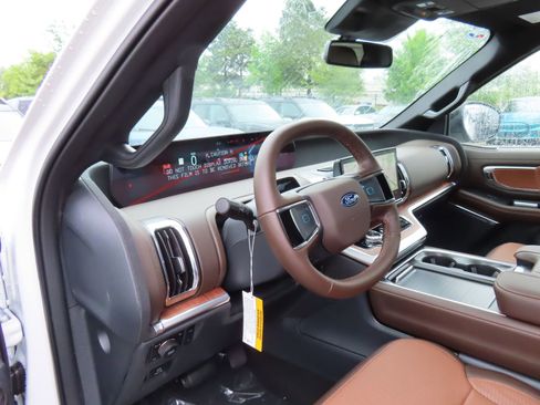 New 2026 Ford Expedition King Ranch AWD/4WD image 9