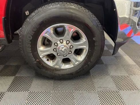 Used 2024 RAM 2500 Big Horn w/ Bed Utility Group image 20