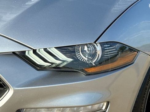 Used 2022 Ford Mustang Premium RWD image 4