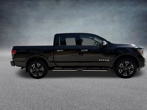 Used 2023 Nissan Titan Platinum Reserve w/ Moonroof Package image 7