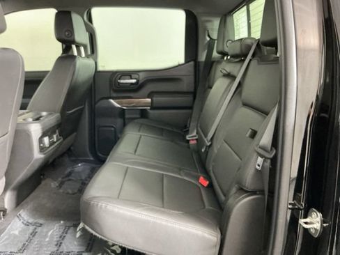 Used 2020 Chevrolet Silverado 1500 LT Trail Boss w/ Midnight Edition AWD/4WD image 25