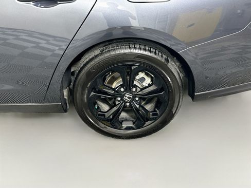 Used 2025 Honda Accord SE image 11