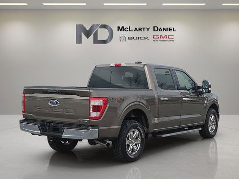 Used 2021 Ford F150 Lariat image 5