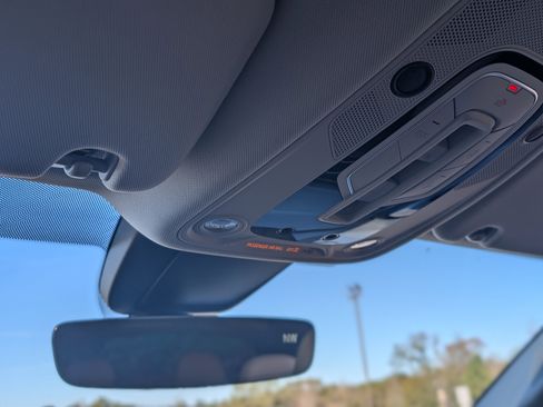 Used 2025 Audi Q7 3.0T Premium Plus image 32