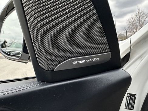 Used 2021 BMW X7 M50i w/ Executive Package image 17