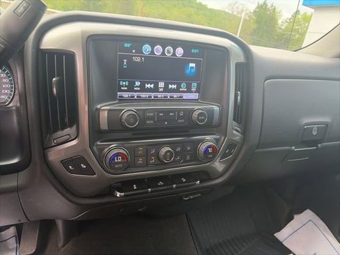 Used 2018 Chevrolet Silverado 1500 LT w/ All Star Edition AWD/4WD image 3