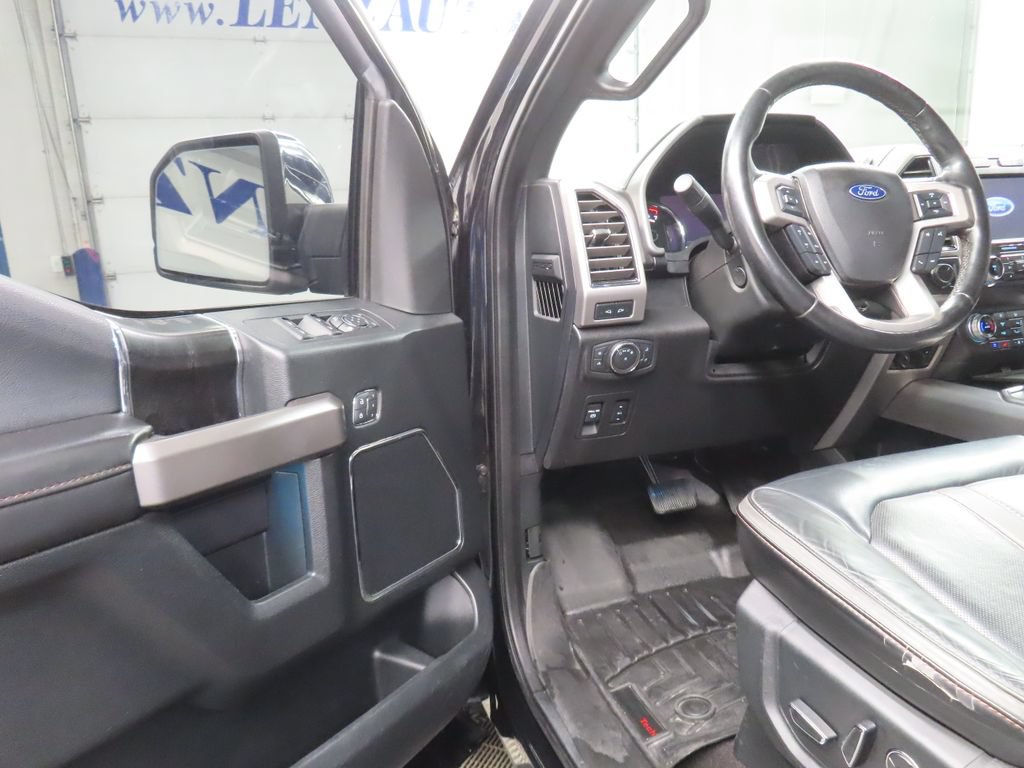 Used 2019 Ford F150 Platinum AWD/4WD image 40