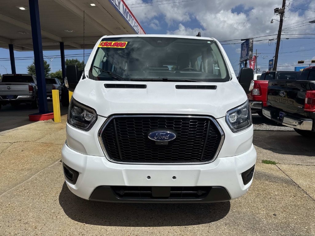 Used 2023 Ford Transit 350 XLT RWD image 2