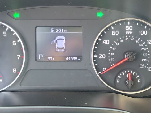Used 2021 Kia Seltos LX AWD/4WD image 25