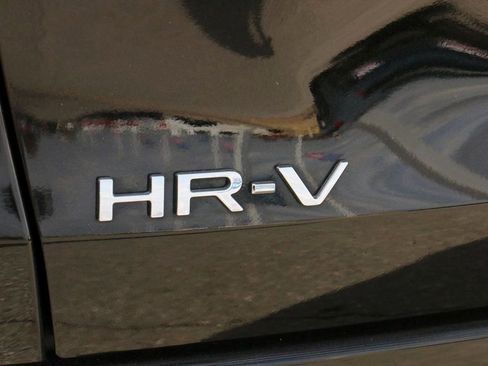 Used 2025 Honda HR-V EX-L image 9